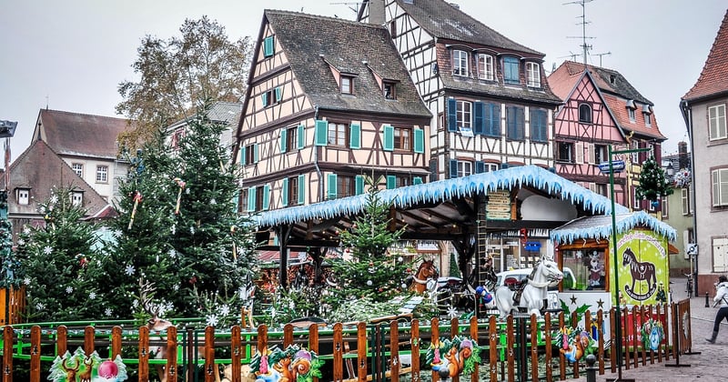 Marché de Noël de Colmar 2026 : dates, chalets et distributeurs