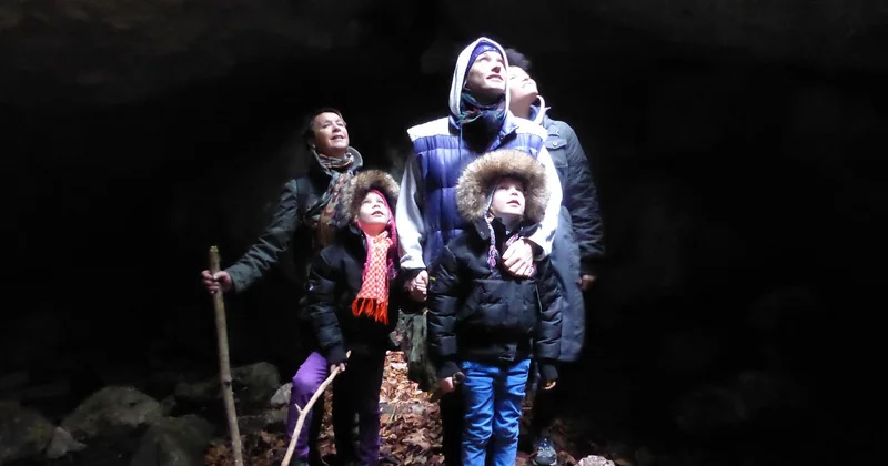 Activités souterraines et aquatiques : le grand frisson familial